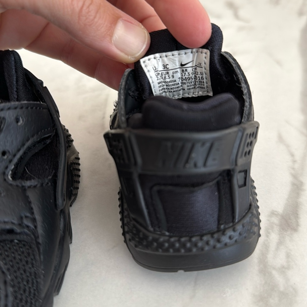 NIKE Baby/Toddler Huarache Run Sneaker Sz 3C - Picture 6 of 6